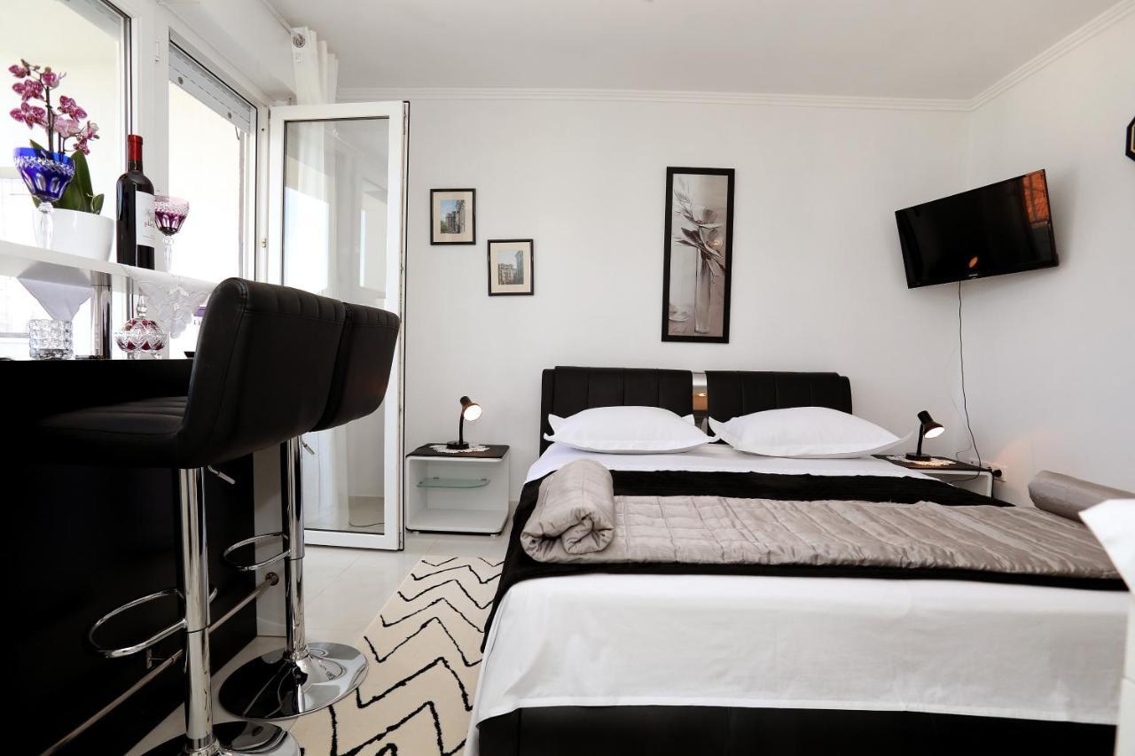 Apartments Itd โตรกีร์ ภายนอก รูปภาพ