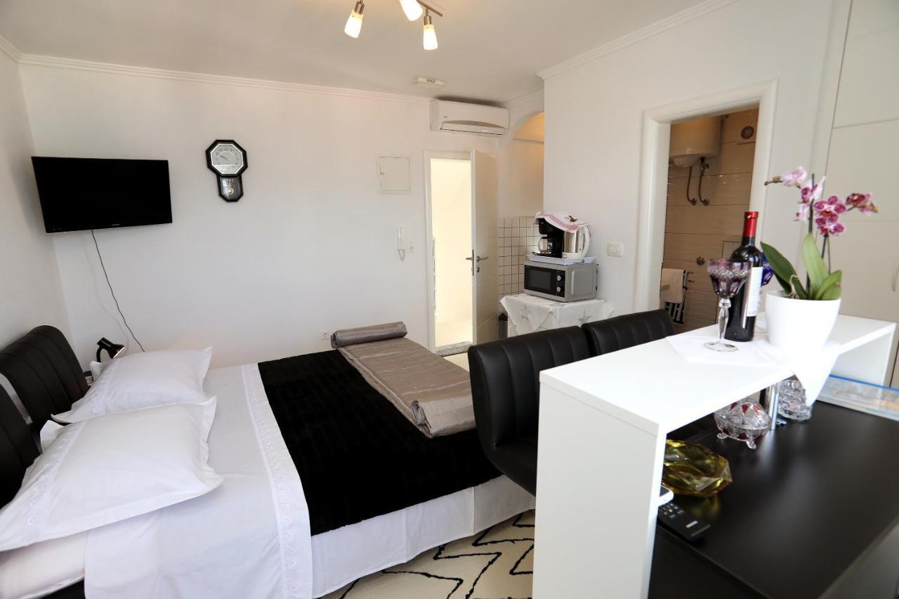Apartments Itd โตรกีร์ ภายนอก รูปภาพ
